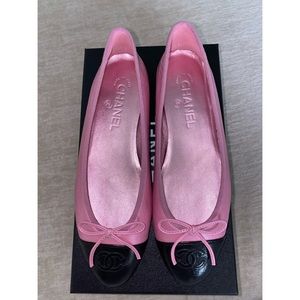 Chanel Pink & Black Flats
